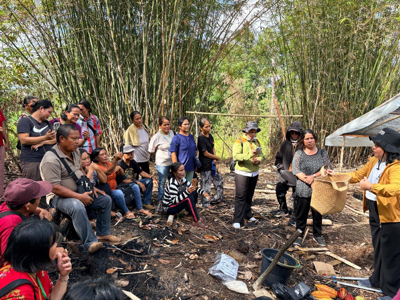 A cooperative farm group